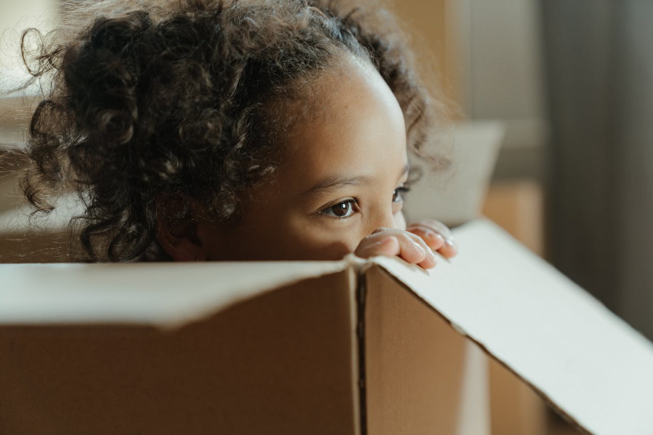 How to Make Moving with Toddlers Less Chaotic