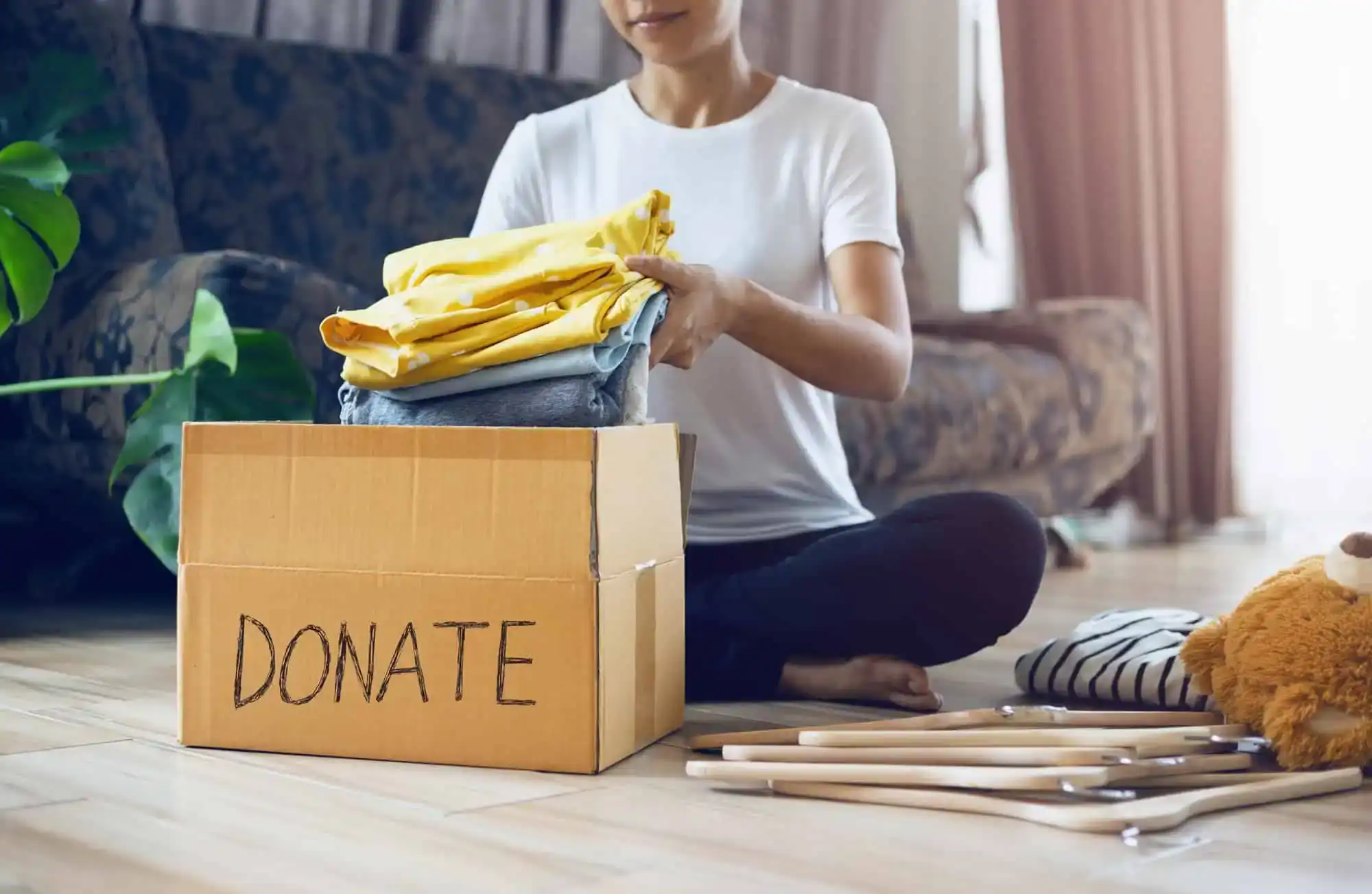 How (and Why) to Declutter Before a Move