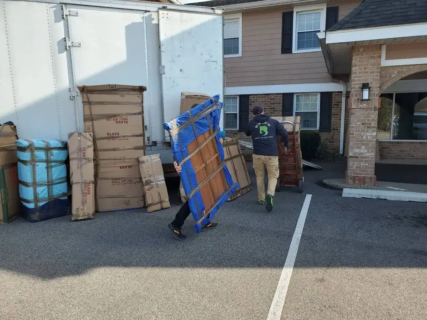 Top tips for a smooth move with a Philadelphia moving service