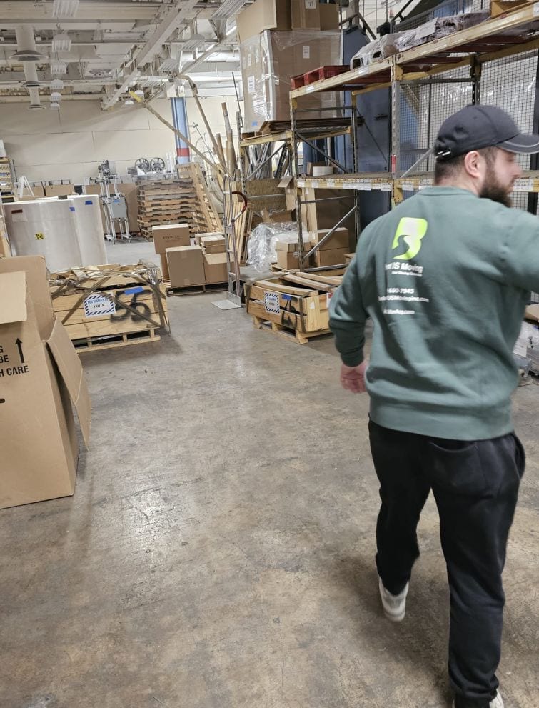 Moving supplies and warehouse storage for US moving services.